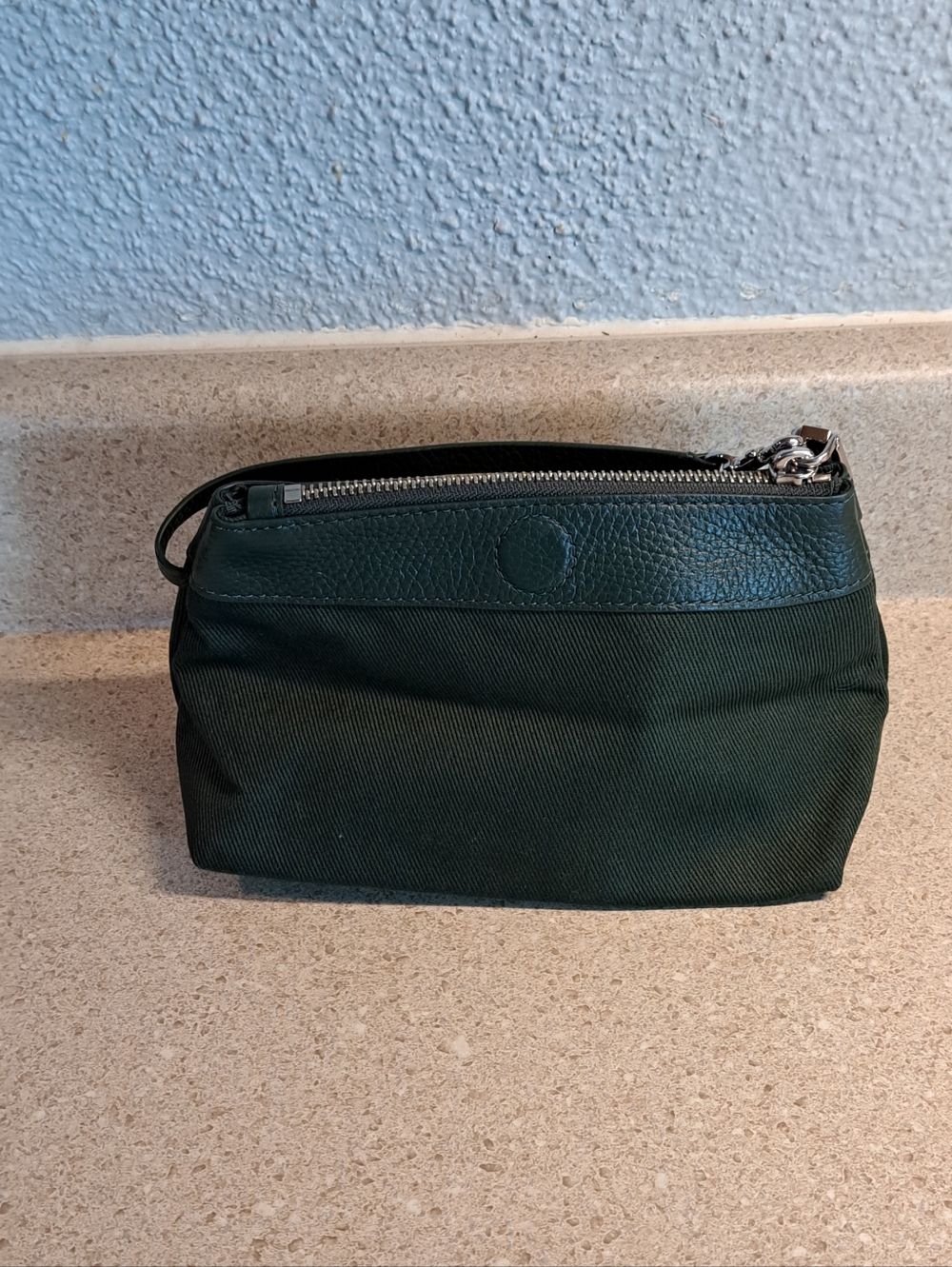 Marc Jacobs Pouch - Picture 2 of 10